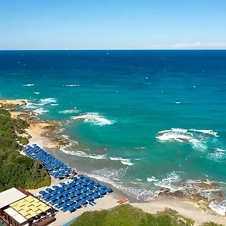 Hotel Voi Daniela Essentia 4*