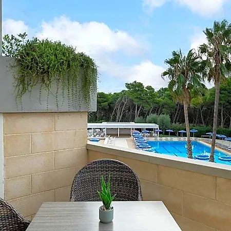 Voi Daniela Essentia Hotel 4*